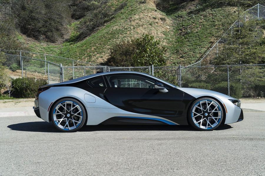  BMW i8 by Forgiato Wheels (INSETTO-ECL) 2016 года  (фото 4 из 7)